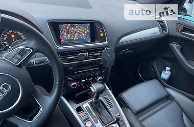 Внедорожник / Кроссовер Audi Q5 2016 в 