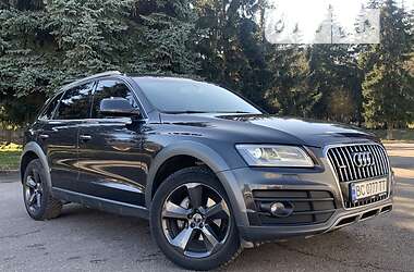 Позашляховик / Кросовер Audi Q5 2016 в Львові