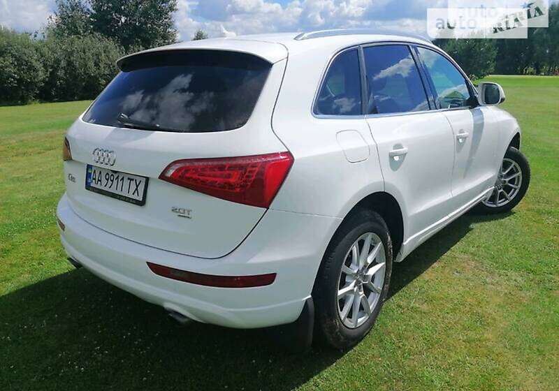 Внедорожник / Кроссовер Audi Q5 2011 в Киеве