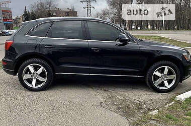 Позашляховик / Кросовер Audi Q5 2011 в 