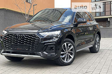 Внедорожник / Кроссовер Audi Q5 2020 в 