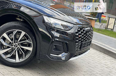 Внедорожник / Кроссовер Audi Q5 2020 в 