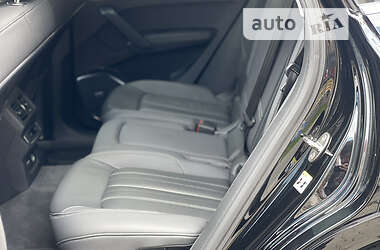 Внедорожник / Кроссовер Audi Q5 2020 в 