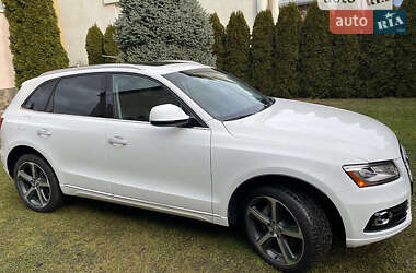 Внедорожник / Кроссовер Audi Q5 2015 в 