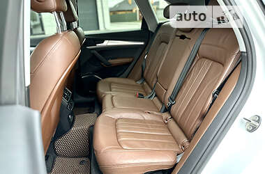 Внедорожник / Кроссовер Audi Q5 2018 в 