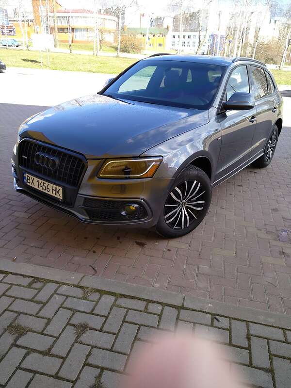 Внедорожник / Кроссовер Audi Q5 2013 в Хмельницком