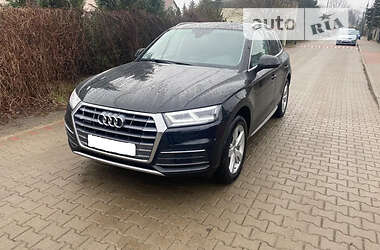 Позашляховик / Кросовер Audi Q5 2019 в 