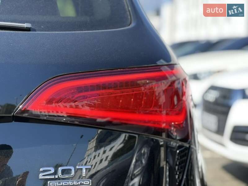 Позашляховик / Кросовер Audi Q5 2015 в Львові