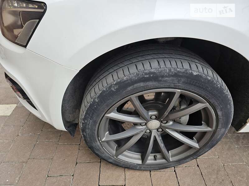 Позашляховик / Кросовер Audi Q5 2011 в Тернополі