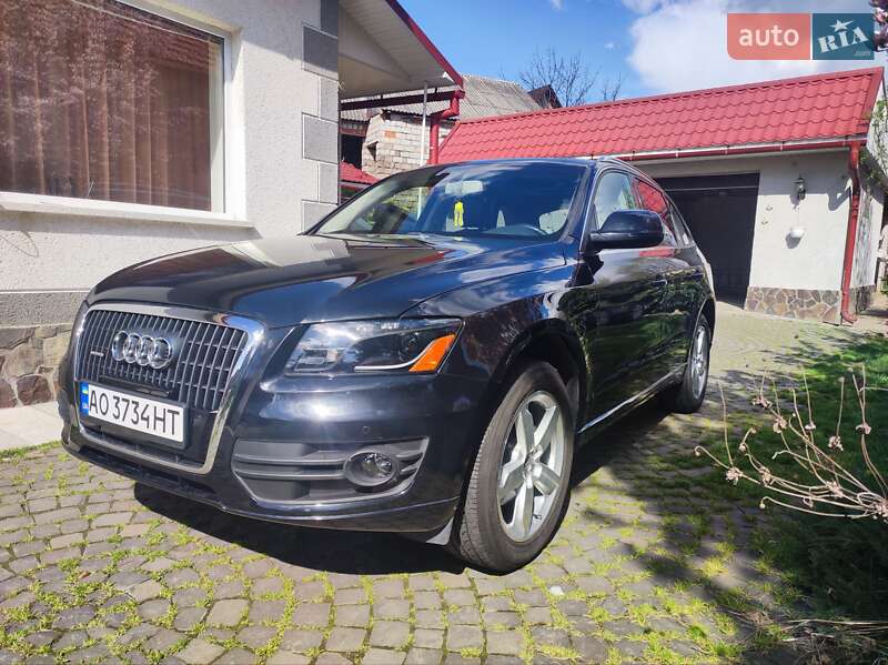 Внедорожник / Кроссовер Audi Q5 2012 в Мукачево