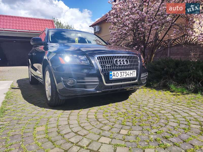 Внедорожник / Кроссовер Audi Q5 2012 в Мукачево
