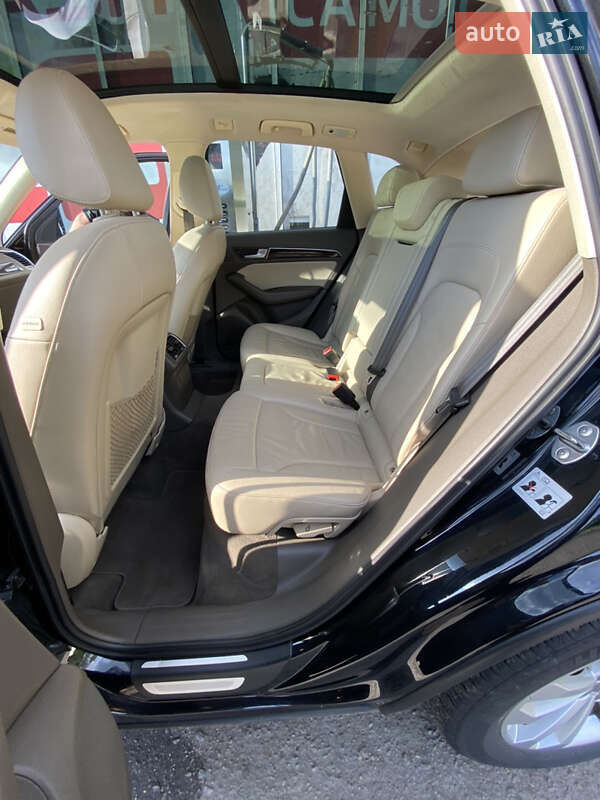 Внедорожник / Кроссовер Audi Q5 2012 в Днепре