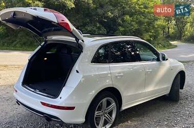 Внедорожник / Кроссовер Audi Q5 2011 в 