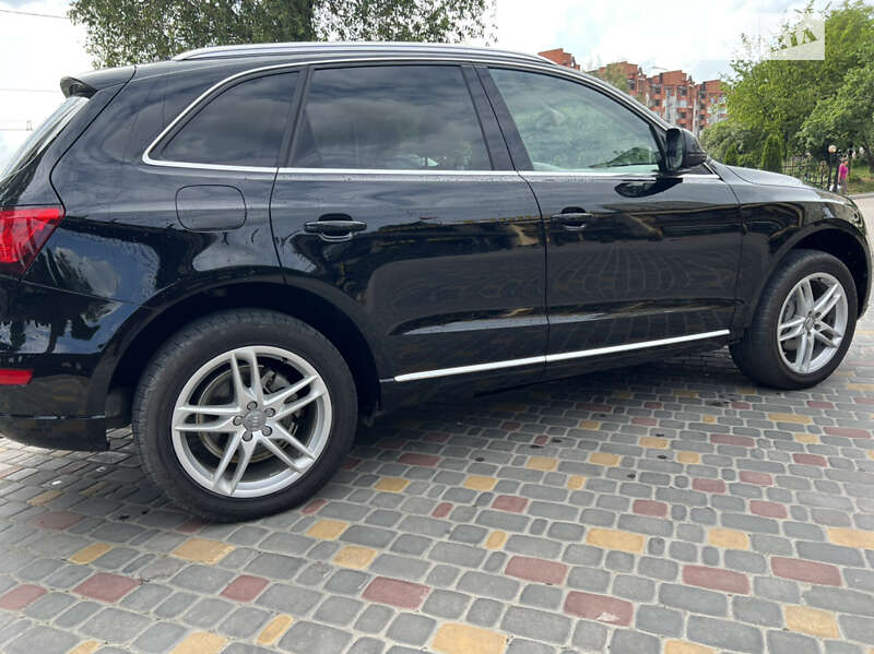 Внедорожник / Кроссовер Audi Q5 2013 в Тернополе