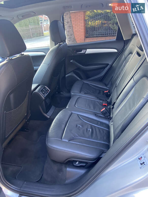 Позашляховик / Кросовер Audi Q5 2012 в Хмельницькому