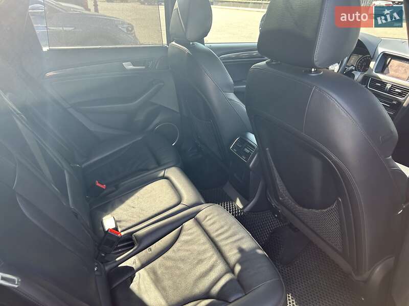 Внедорожник / Кроссовер Audi Q5 2012 в Черкассах