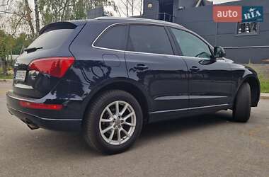 Внедорожник / Кроссовер Audi Q5 2010 в Чернигове