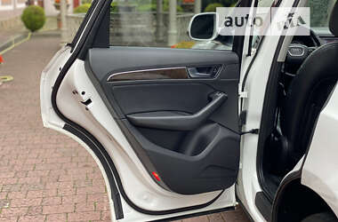 Позашляховик / Кросовер Audi Q5 2014 в 