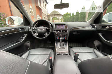 Позашляховик / Кросовер Audi Q5 2014 в 