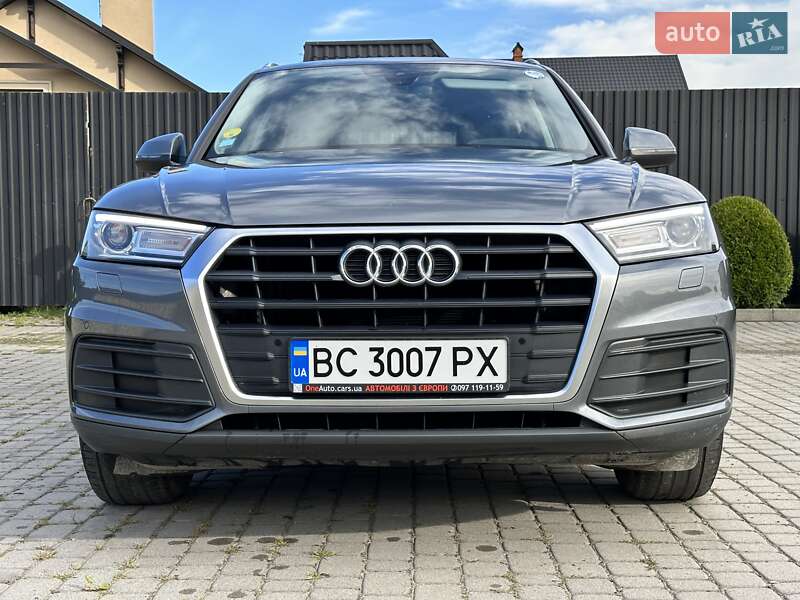 Внедорожник / Кроссовер Audi Q5 2020 в Львове