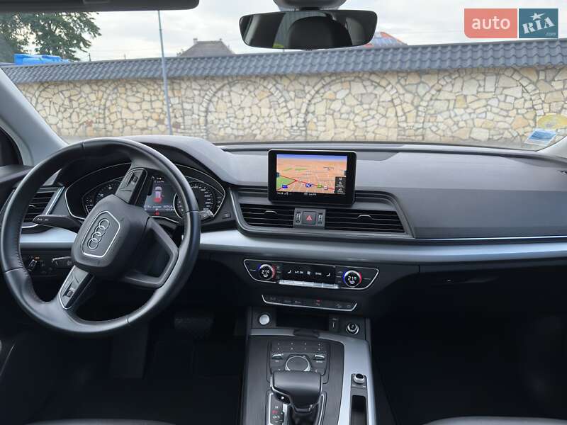 Внедорожник / Кроссовер Audi Q5 2020 в Львове