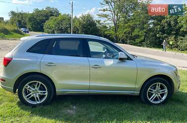 Позашляховик / Кросовер Audi Q5 2016 в 