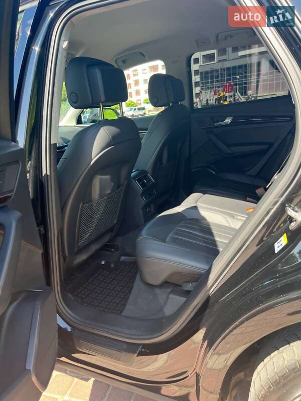 Внедорожник / Кроссовер Audi Q5 2018 в Ивано-Франковске фото 24 Внедорожник / Кроссовер Audi Q5 2018 в Ивано-Франковске