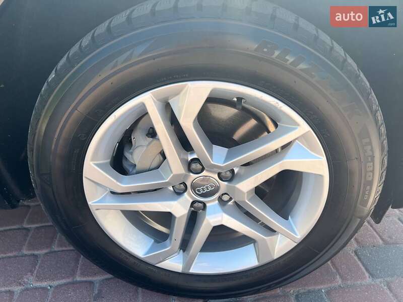 Внедорожник / Кроссовер Audi Q5 2018 в Ивано-Франковске фото 33 Внедорожник / Кроссовер Audi Q5 2018 в Ивано-Франковске