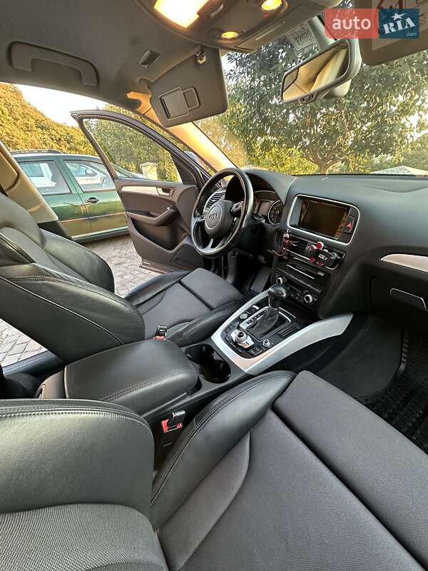 Внедорожник / Кроссовер Audi Q5 2016 в Виноградове