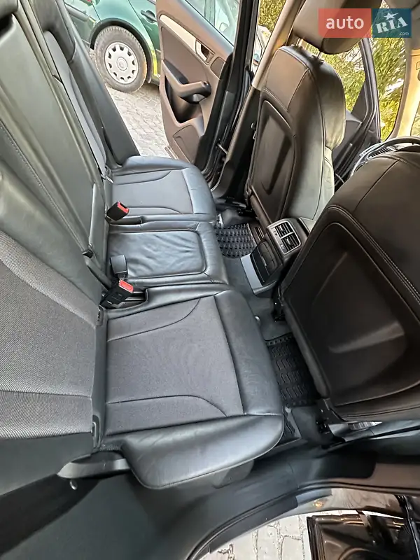 Audi Q5 2016 VIN WAUZZZ8R1GA106396 фото оголошення 13 з 57