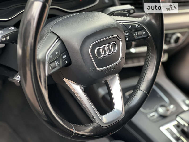 Позашляховик / Кросовер Audi Q5 2017 в Івано-Франківську