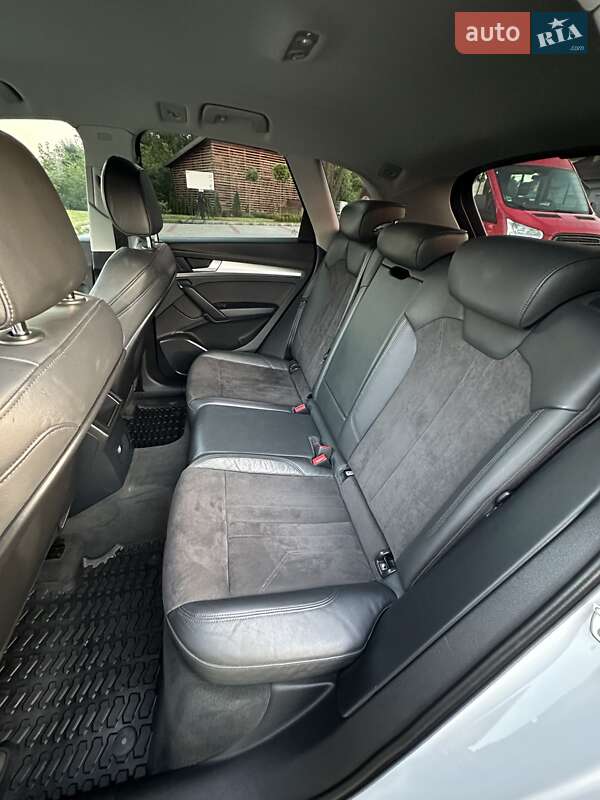 Внедорожник / Кроссовер Audi Q5 2018 в Золочеве