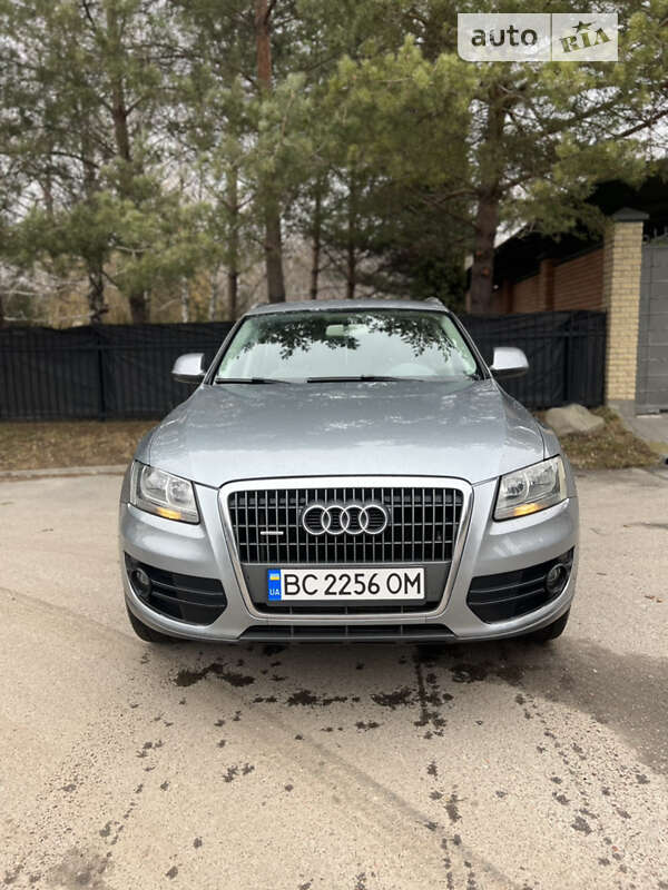 Внедорожник / Кроссовер Audi Q5 2009 в Луцке