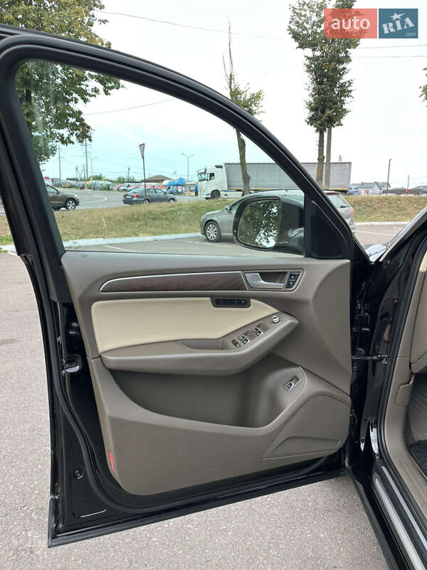 Внедорожник / Кроссовер Audi Q5 2014 в Ровно