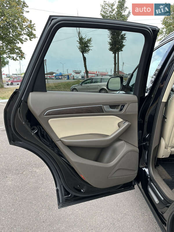Внедорожник / Кроссовер Audi Q5 2014 в Ровно