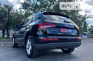 Внедорожник / Кроссовер Audi Q5 2016 в 