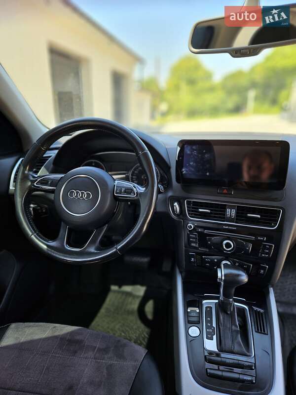 Внедорожник / Кроссовер Audi Q5 2016 в Черновцах