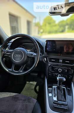 Позашляховик / Кросовер Audi Q5 2016 в Чернівцях