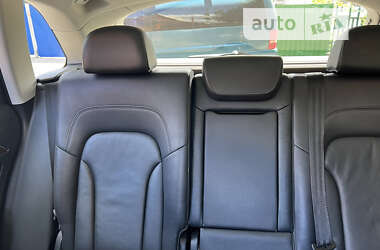 Внедорожник / Кроссовер Audi Q5 2016 в 