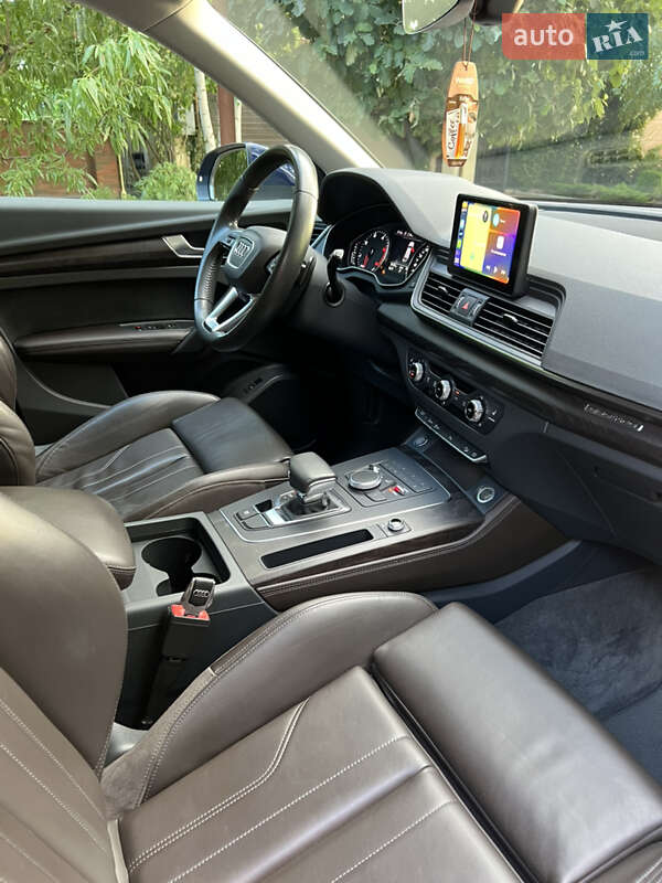 Позашляховик / Кросовер Audi Q5 2018 в Одесі