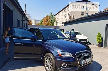 Позашляховик / Кросовер Audi Q5 2015 в Звягелі