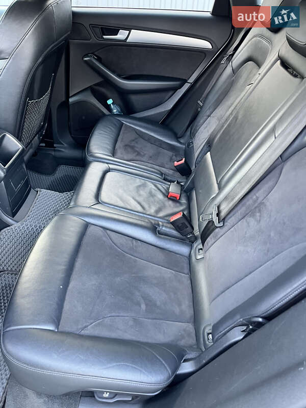 Внедорожник / Кроссовер Audi Q5 2013 в Черновцах