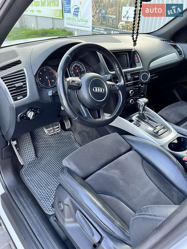 Внедорожник / Кроссовер Audi Q5 2013 в Черновцах
