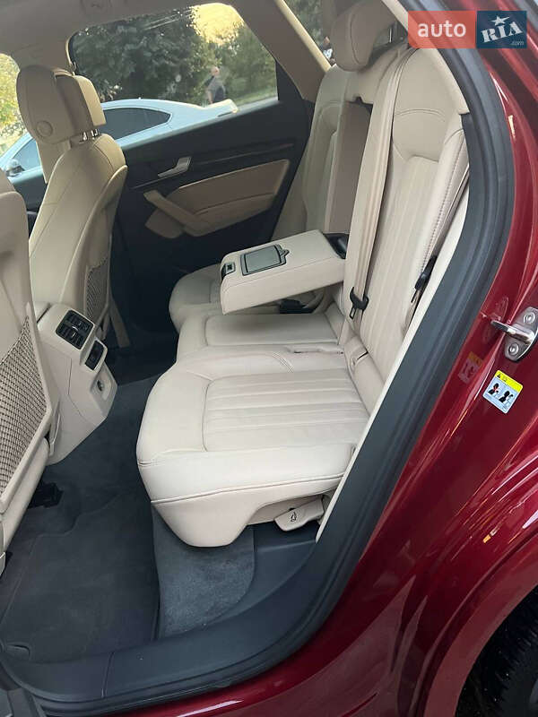 Позашляховик / Кросовер Audi Q5 2020 в Харкові