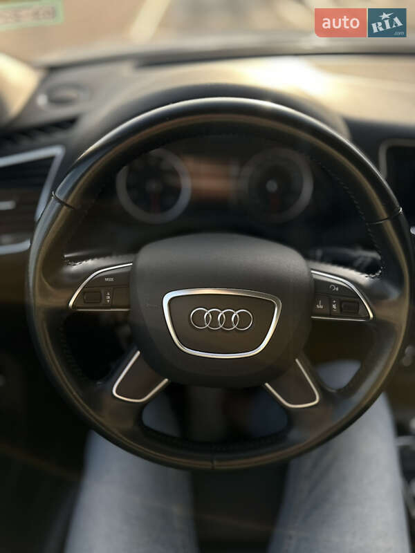 Внедорожник / Кроссовер Audi Q5 2015 в Киеве