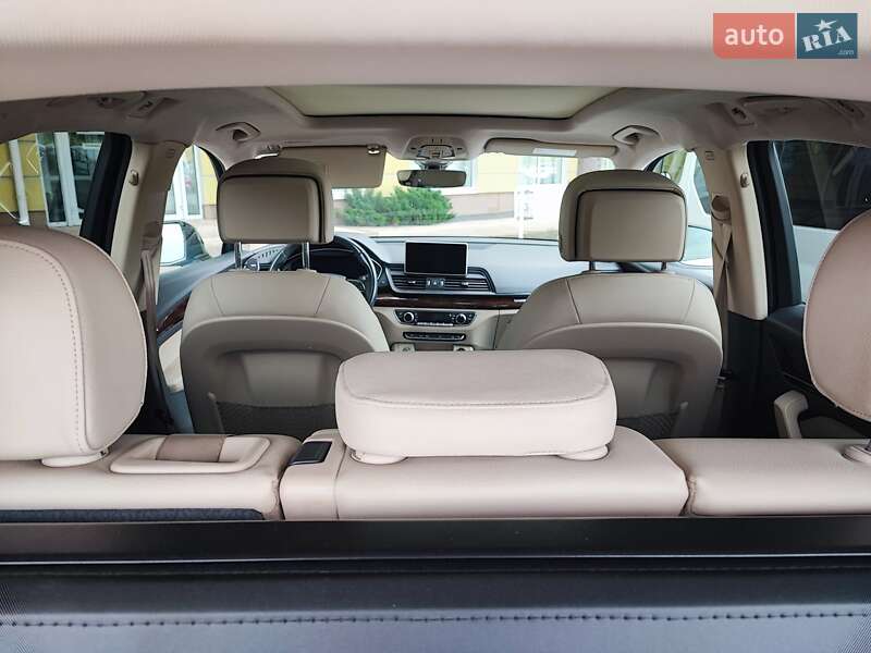 Внедорожник / Кроссовер Audi Q5 2017 в Борисполе