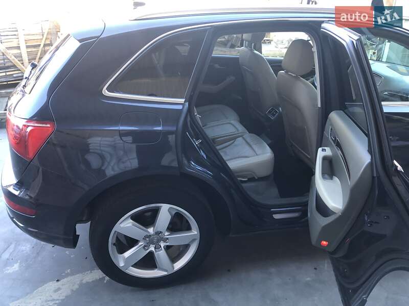 Позашляховик / Кросовер Audi Q5 2012 в Черкасах
