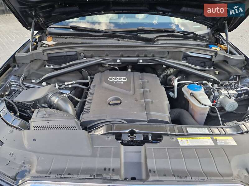 Внедорожник / Кроссовер Audi Q5 2015 в Каменском