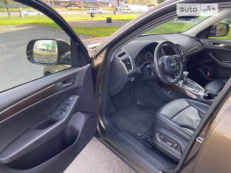 Позашляховик / Кросовер Audi Q5 2012 в Києві