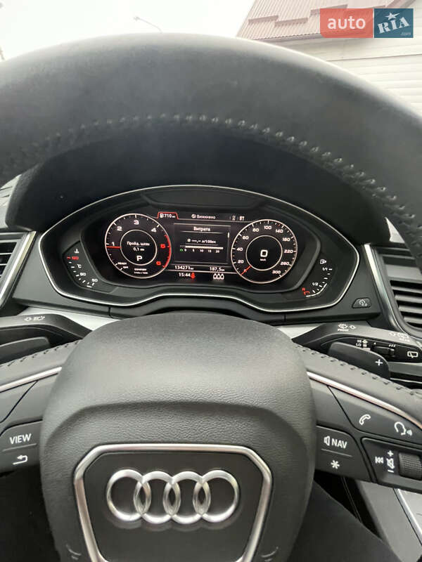 Внедорожник / Кроссовер Audi Q5 2019 в Ивано-Франковске